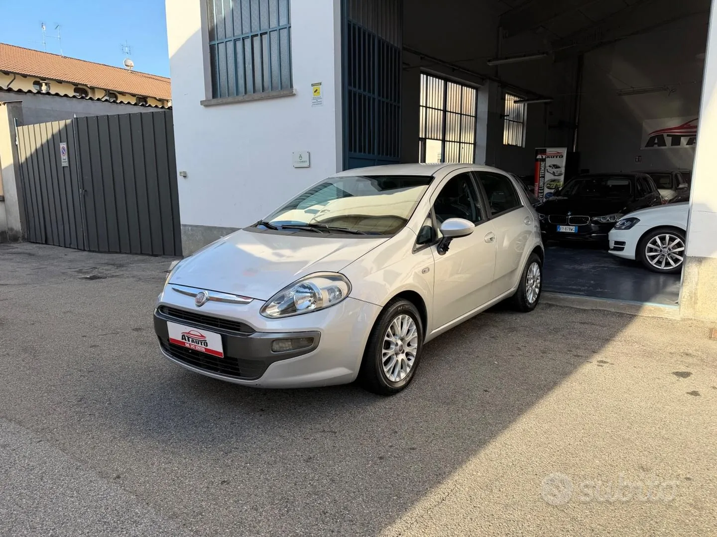 Fiat Punto Evo 2012 photo 2