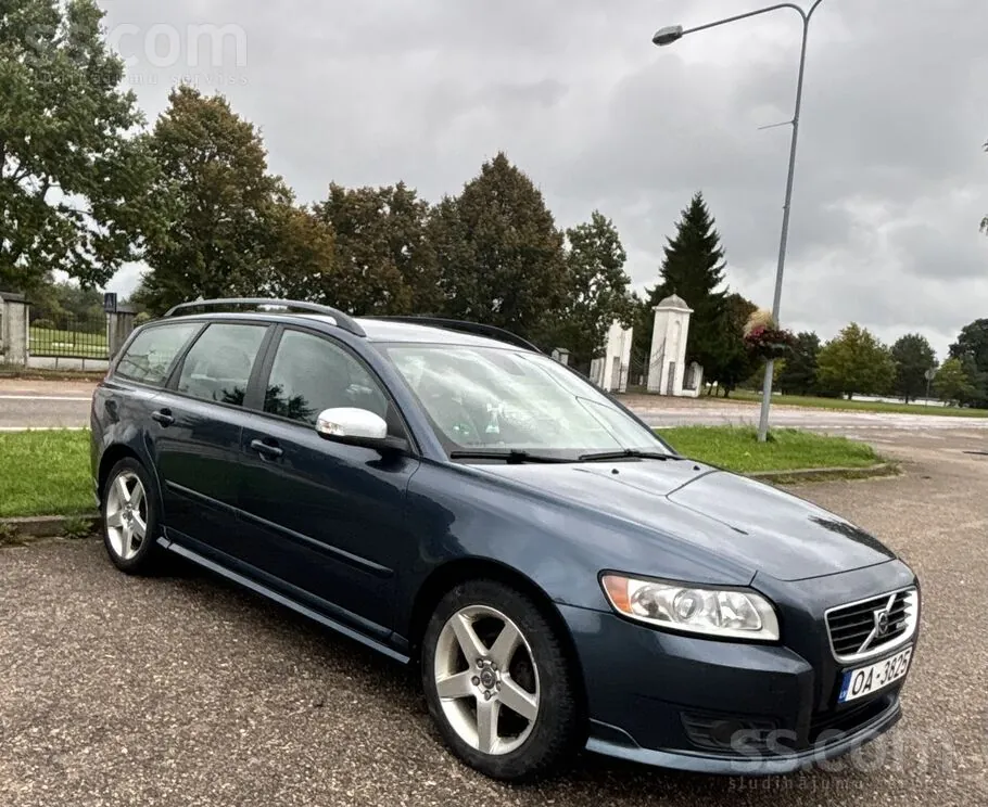 Volvo V50