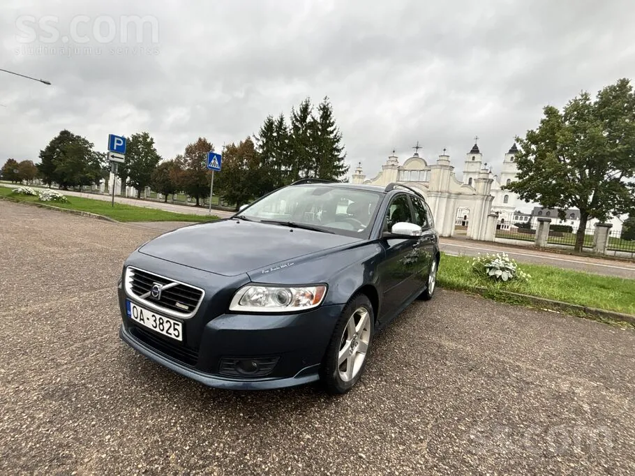 Volvo V50 2009 photo 2