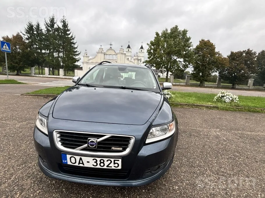 Volvo V50 2009 photo 3