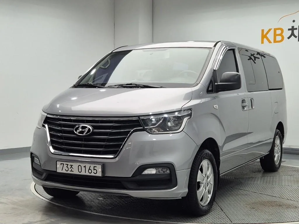 Hyundai Grand Starex