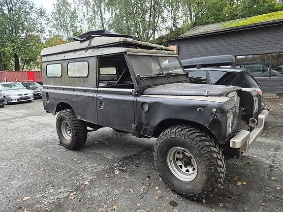 Land Rover 109 1975 photo 2