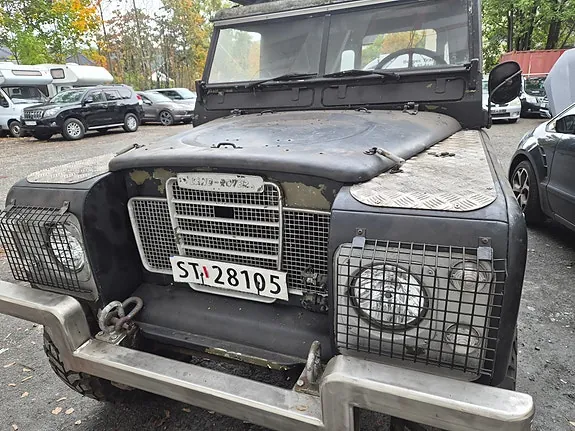 Land Rover 109 1975 photo 5