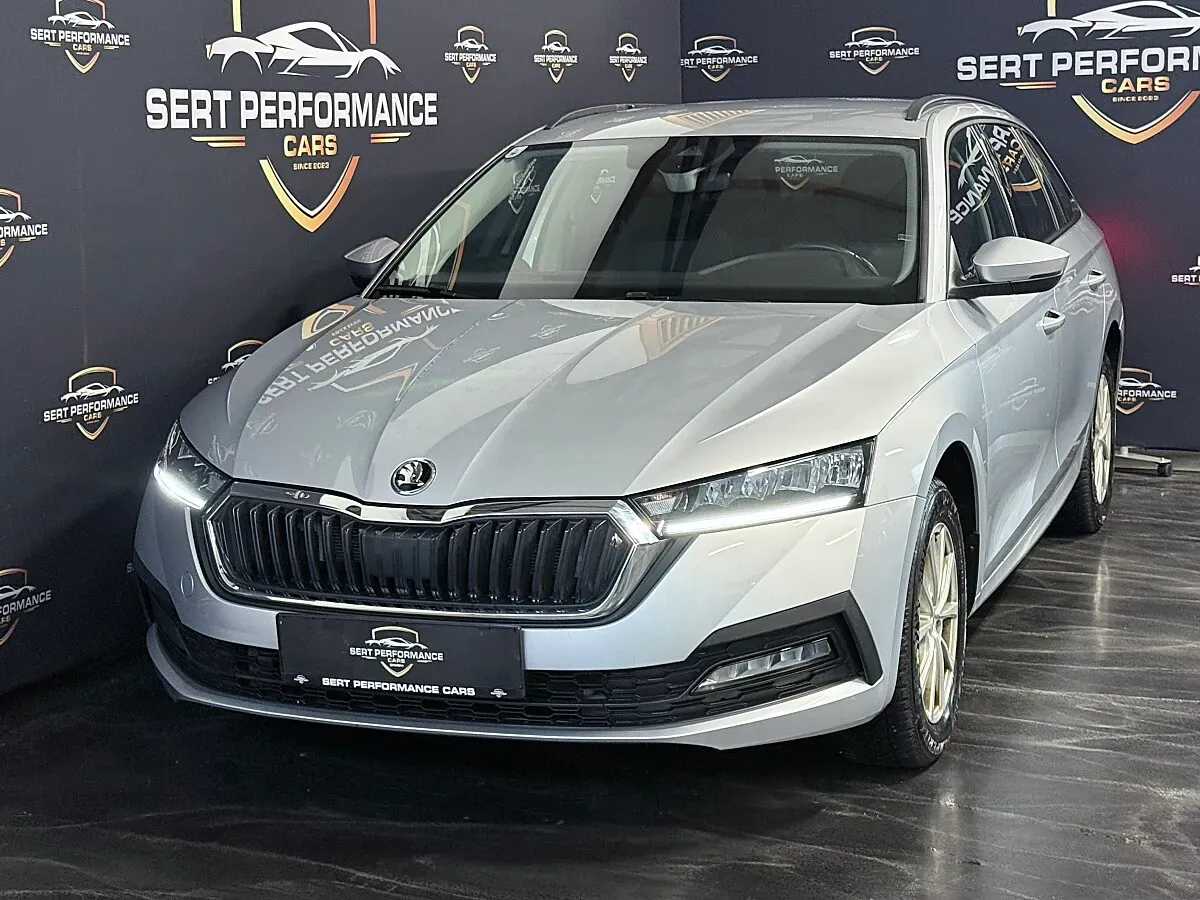 Skoda Octavia 2022 photo 2