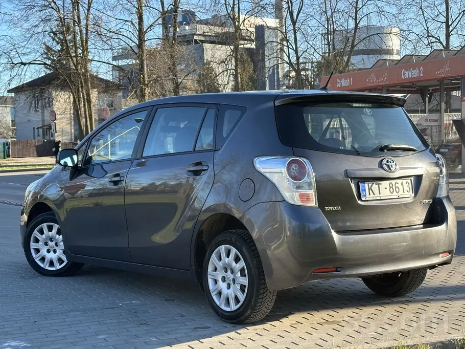 Toyota Verso 2009 photo 4