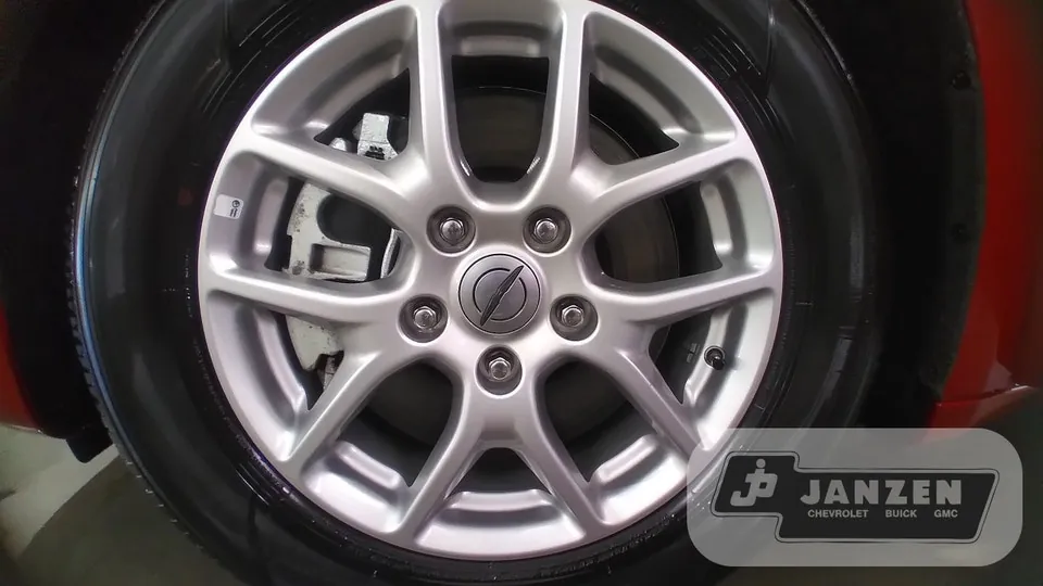 Chrysler Pacifica 2024 photo 2