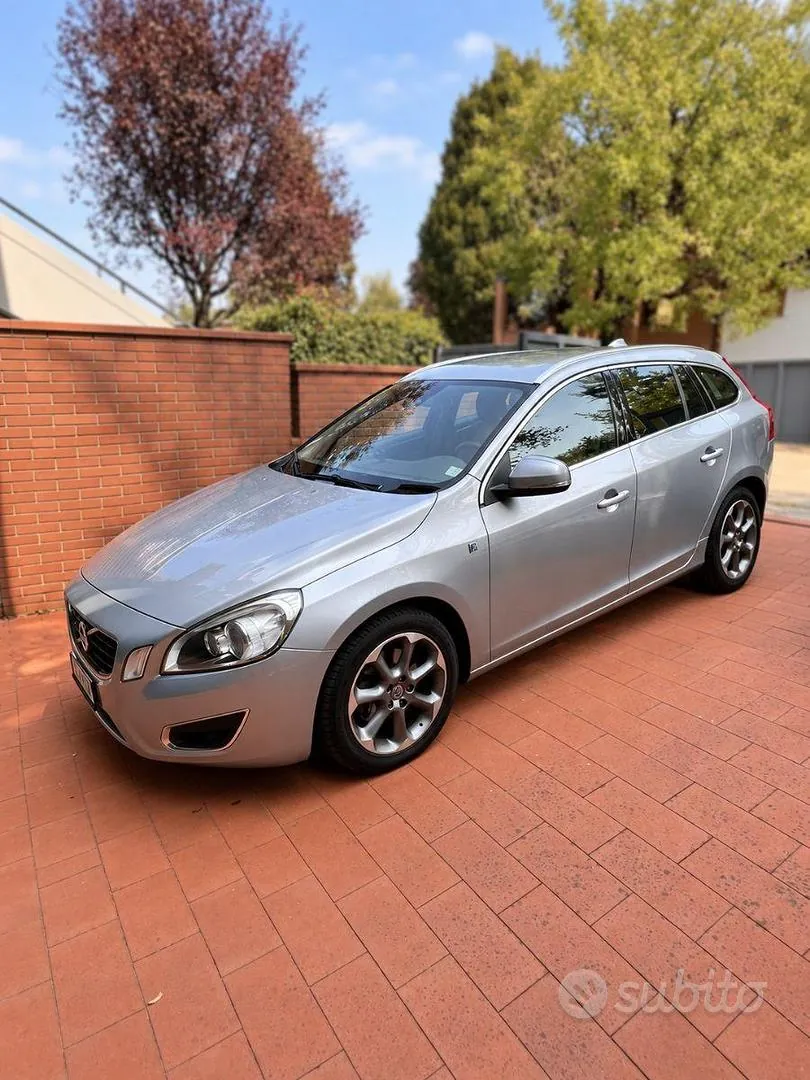 Volvo V60 2011 photo 5
