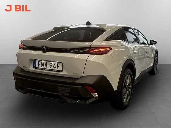 Peugeot 408 2025 photo 3