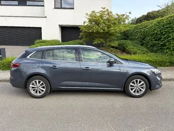 Renault Mégane 2018 photo 3