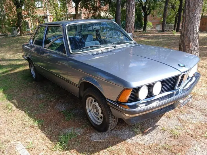 BMW 320 I