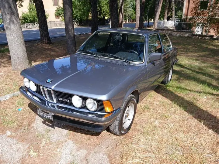 BMW 320 I 1982 photo 2