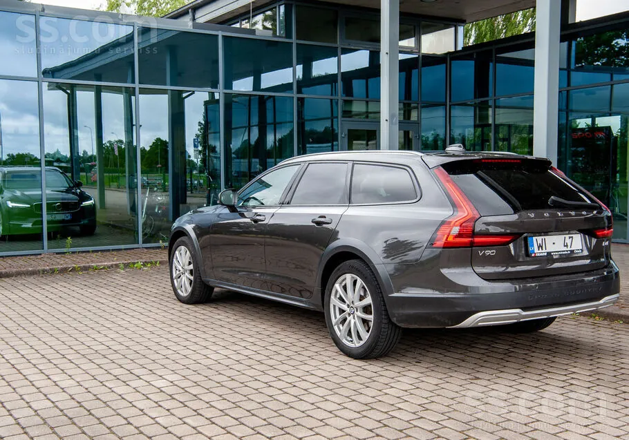 Volvo V90 2022 photo 4