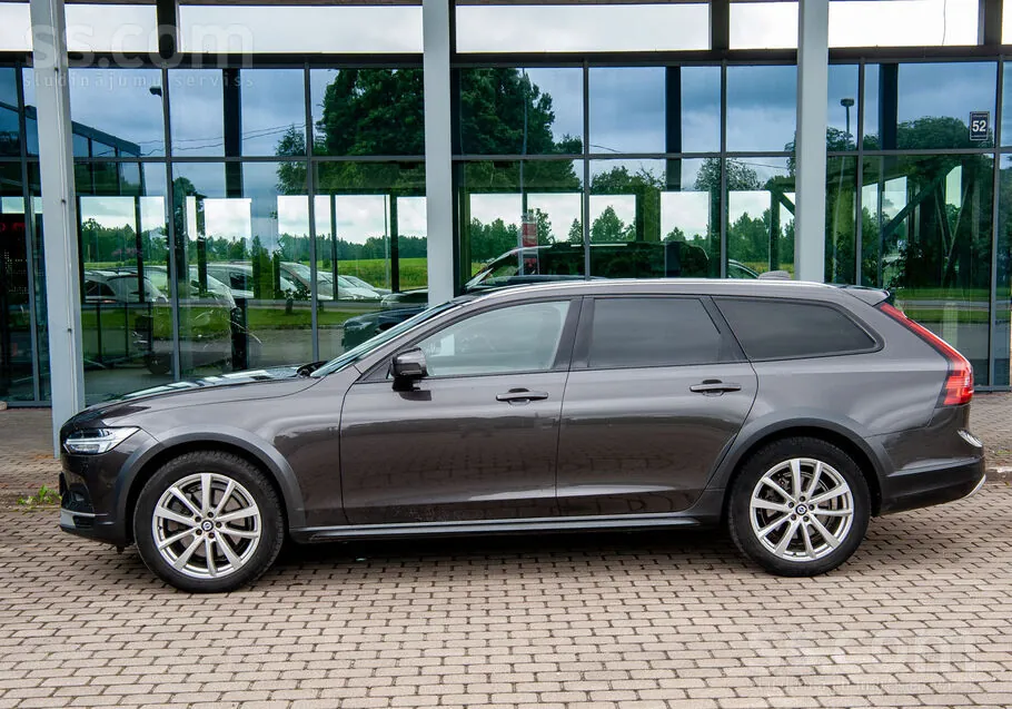 Volvo V90 2022 photo 3
