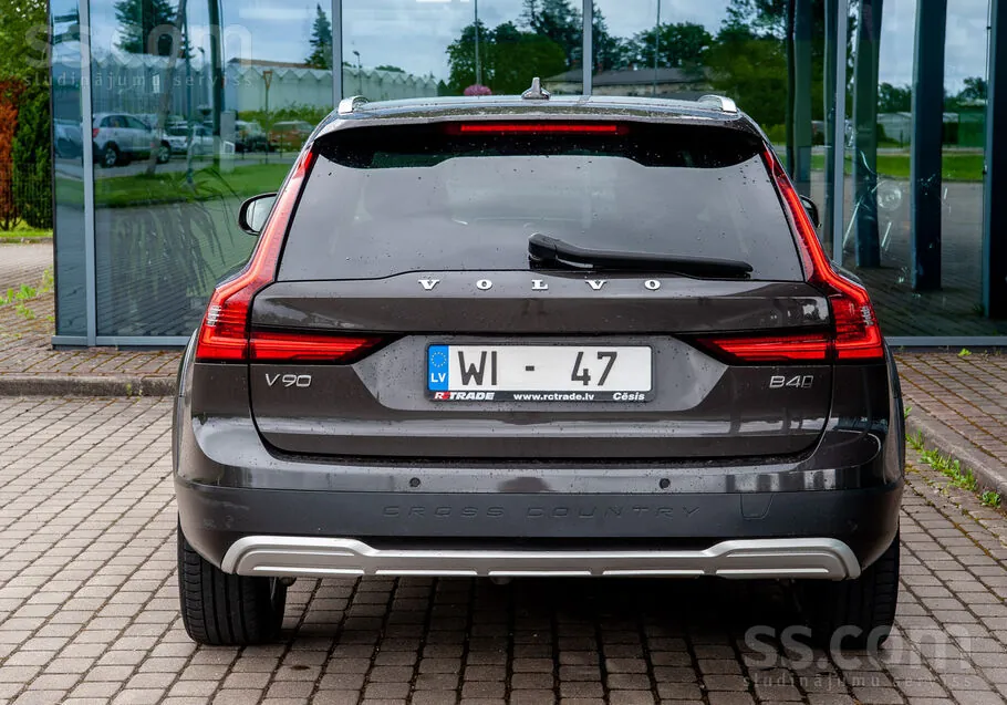 Volvo V90 2022 photo 5