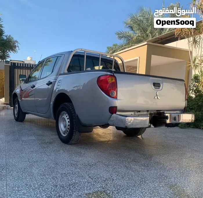 Mitsubishi L200 2006 photo 4