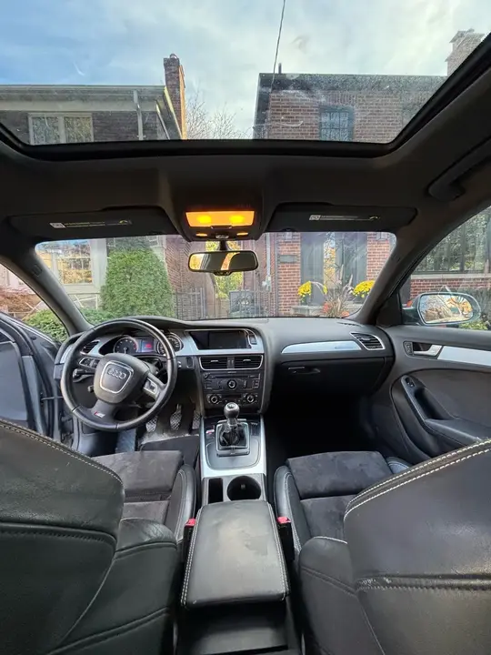 Audi A4 2011 photo 4