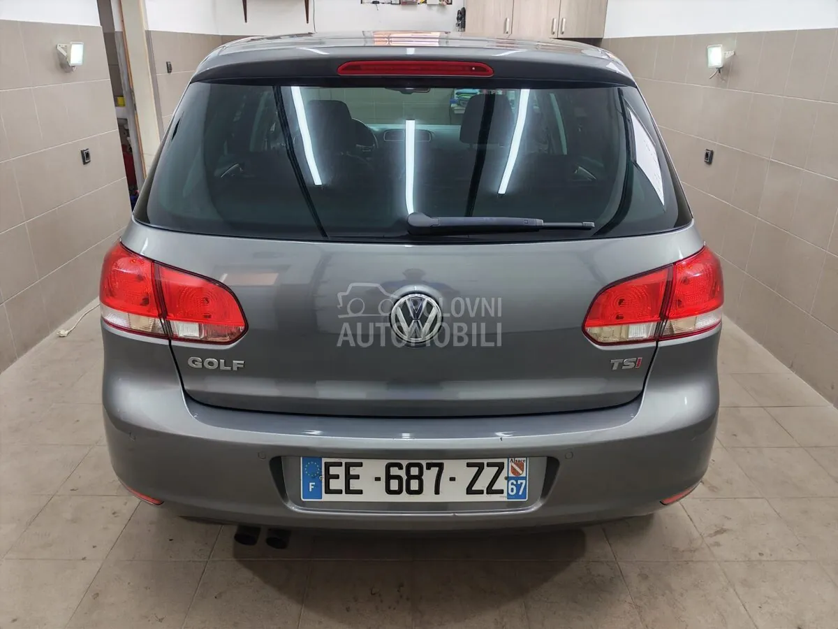 Volkswagen Golf 2012 photo 4