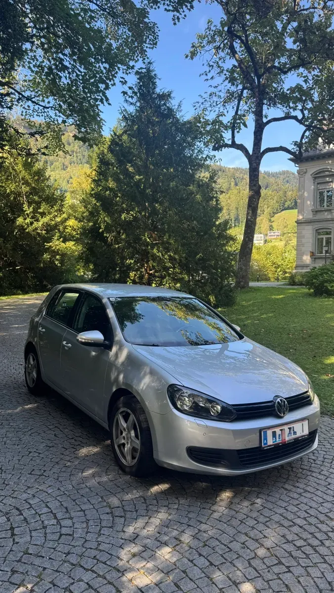 Volkswagen Golf 2011 photo 3