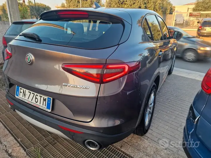 Alfa Romeo Stelvio 2018 photo 5