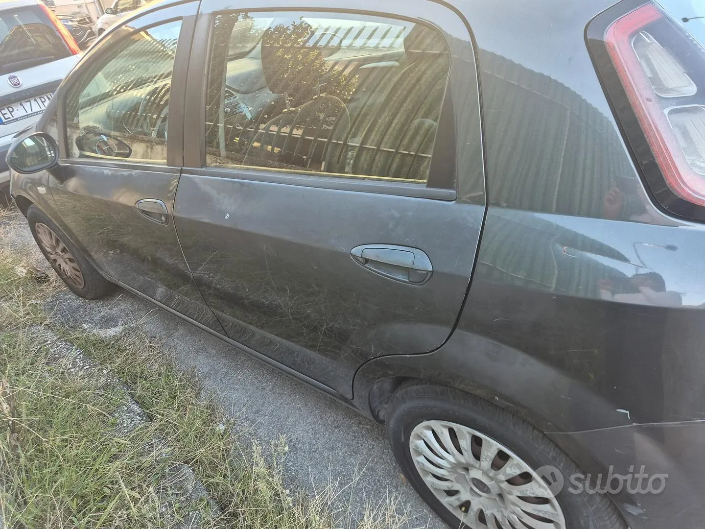 Fiat Punto Evo 2011 photo 5