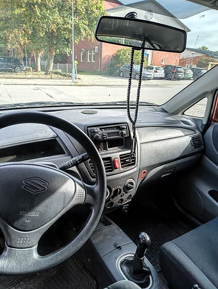 Suzuki Liana 2003 photo 5