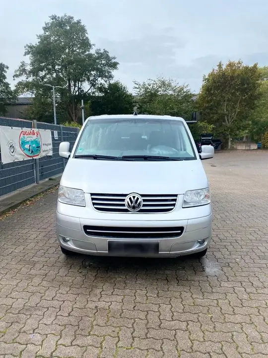 Volkswagen T5 Caravelle