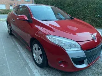 Renault Mégane 2011 photo 2