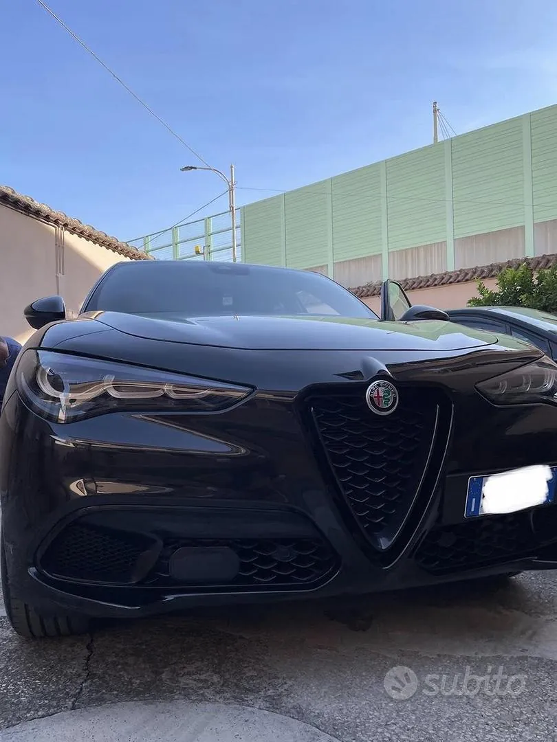 Alfa Romeo Stelvio 2023 photo 4