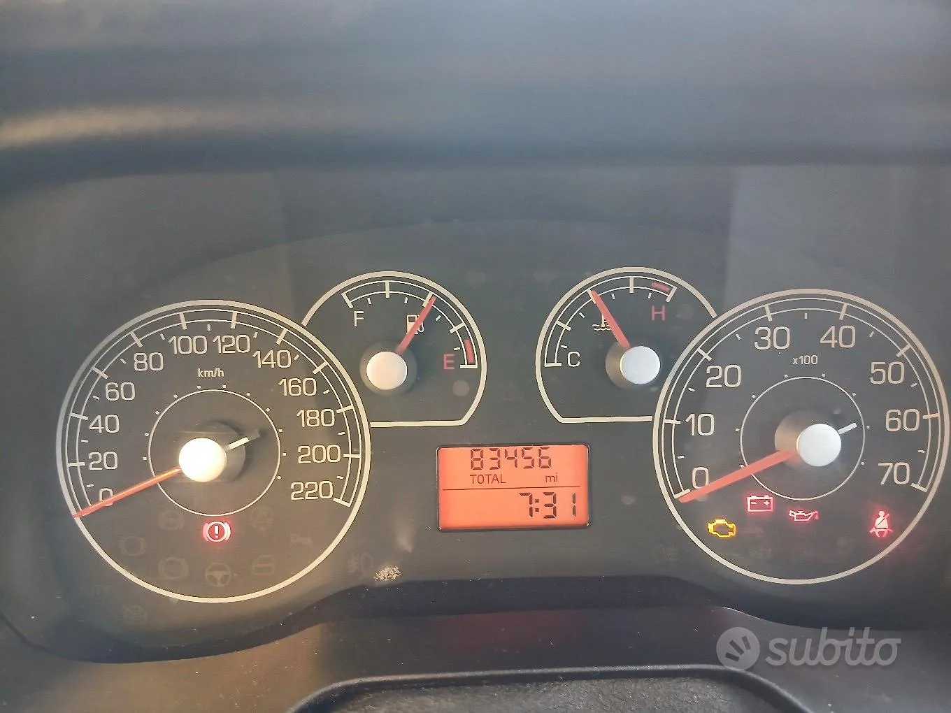 Fiat Grande Punto 2008 photo 2