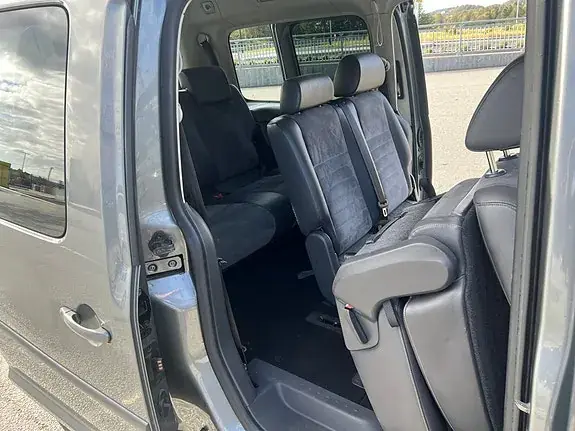 Volkswagen Caddy Maxi 2012 photo 4