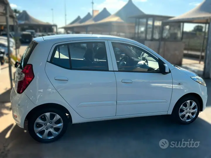 Hyundai I10 2012 photo 4