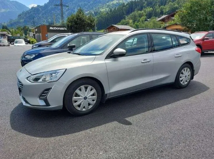 Ford Focus 2019 photo 2