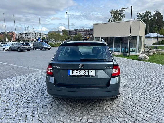 Skoda Fabia 2016 photo 5