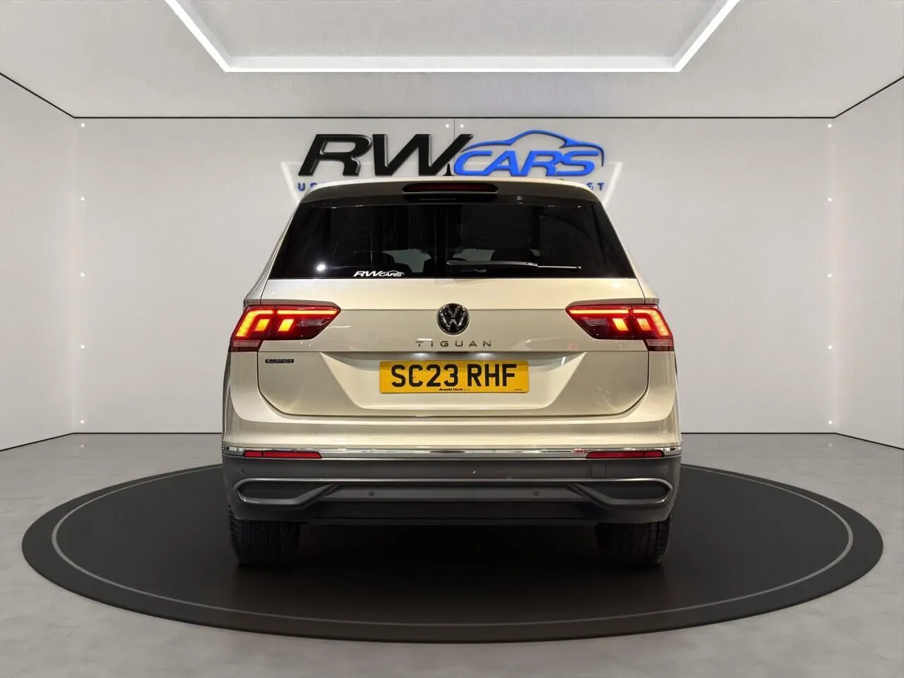 Volkswagen Tiguan Allspace 2023 photo 4