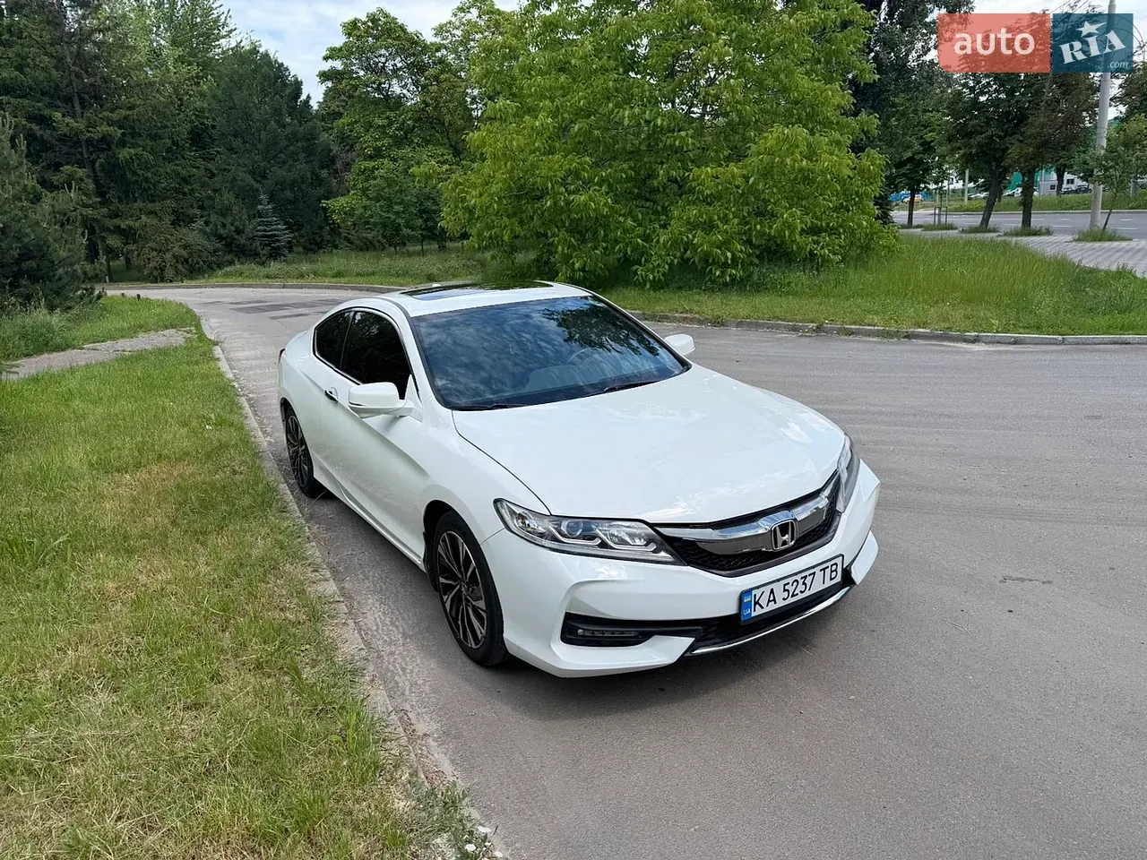 Honda Accord 2016 photo 2