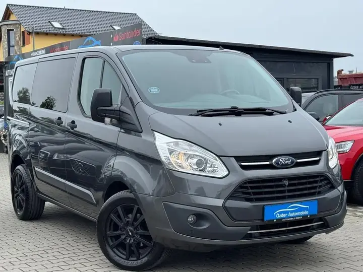 Ford Tourneo Custom
