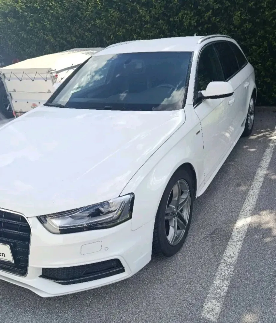 Audi A4 2013 photo 2