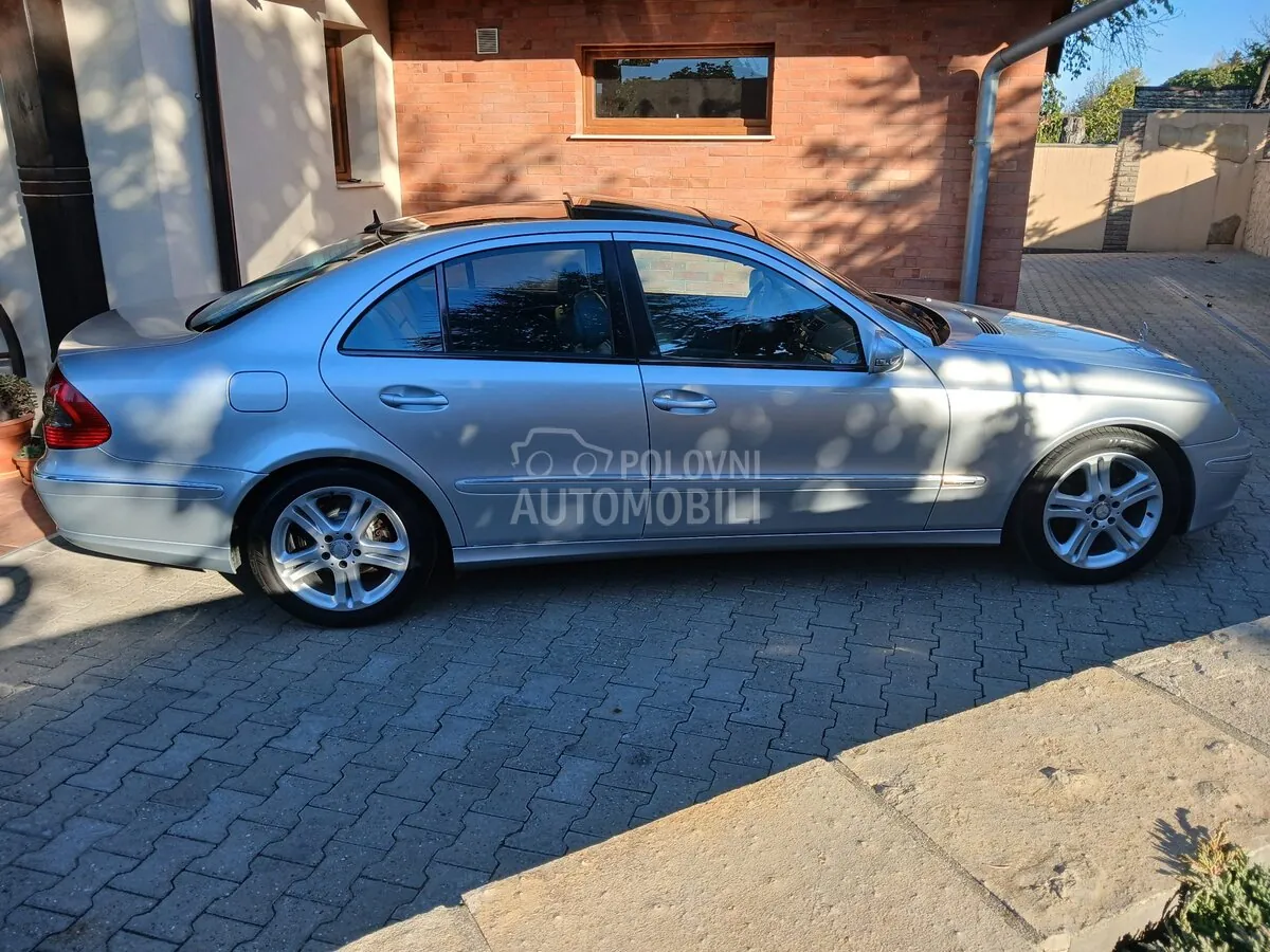 Mercedes-Benz E 200 2007 photo 5