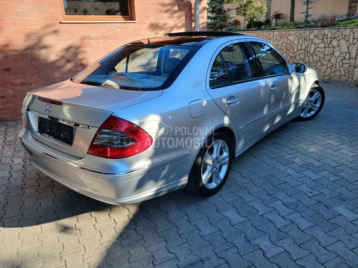 Mercedes-Benz E 200 2007 photo 3