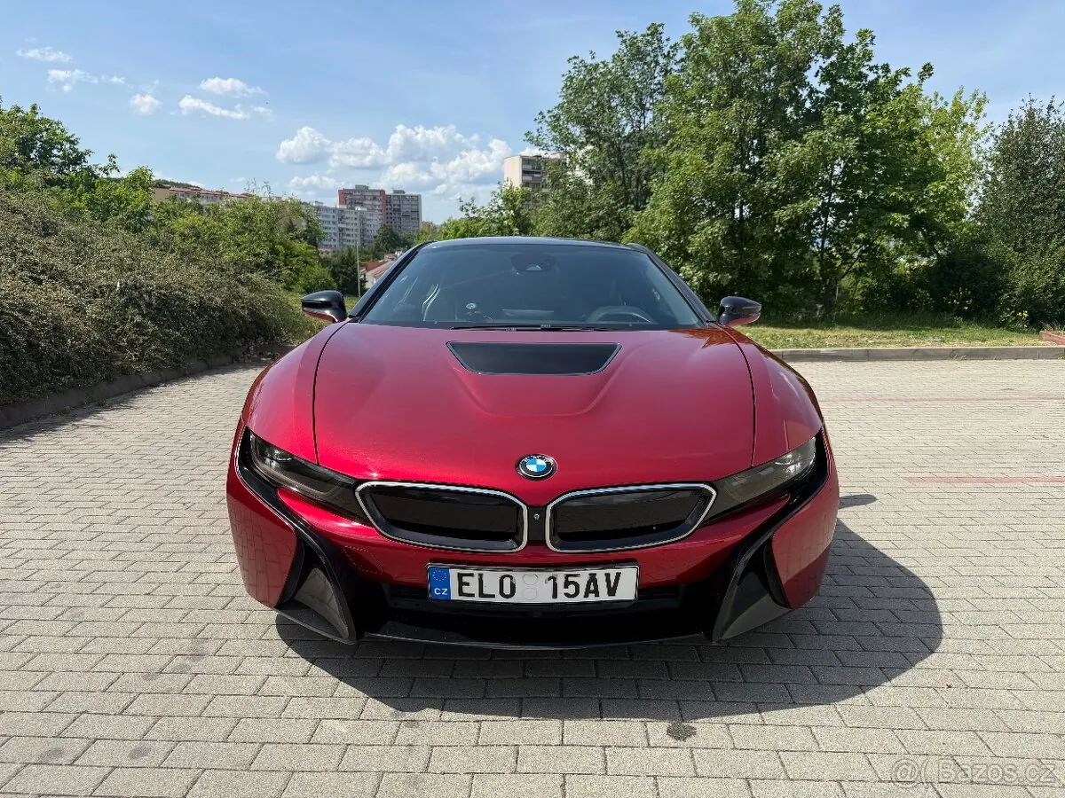 BMW I8 2018 photo 2