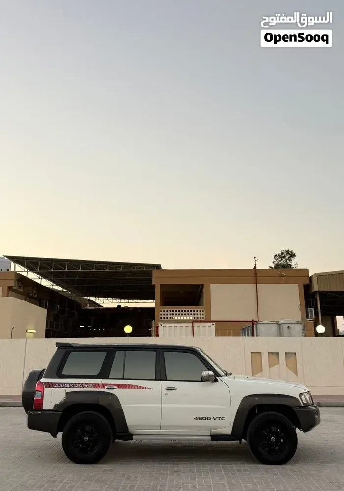 Nissan Patrol 2011 photo 2
