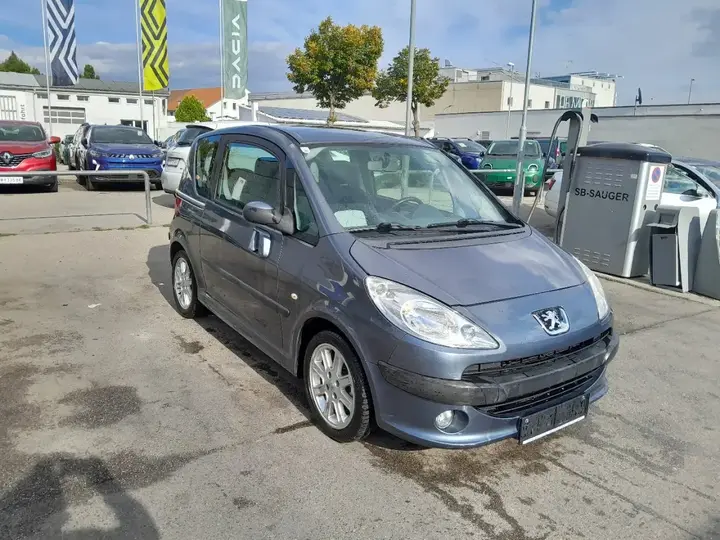 Peugeot 1007 2005 photo 2