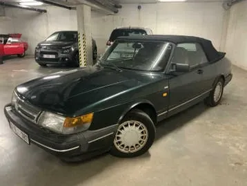 Saab 900