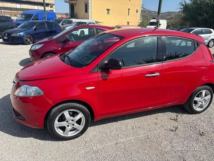 Lancia Ypsilon 2013 photo 3