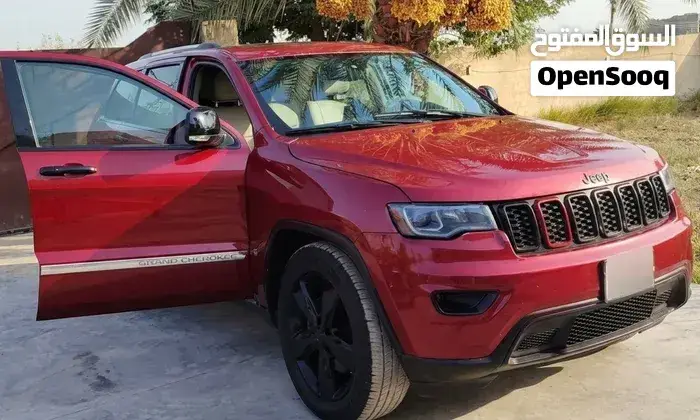 Jeep Grand Cherokee 2011 photo 2