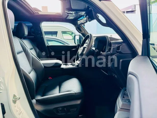Toyota Land Cruiser Prado 2026 photo 4