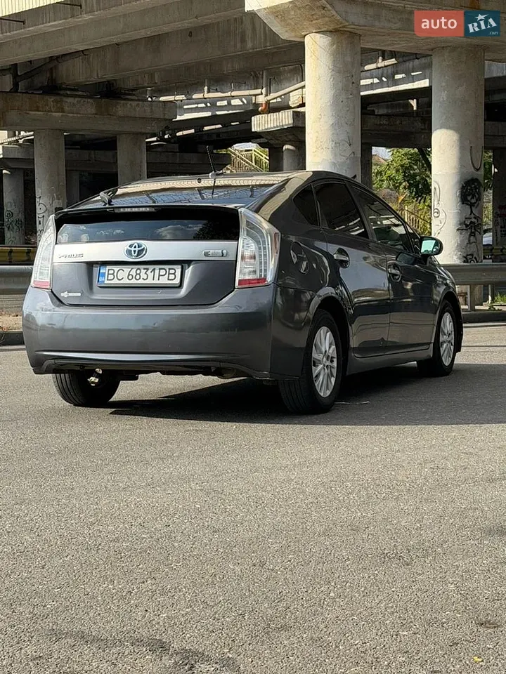 Toyota Prius 2013 photo 4
