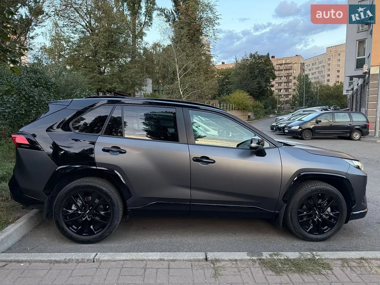 Toyota Rav4 2024 photo 5