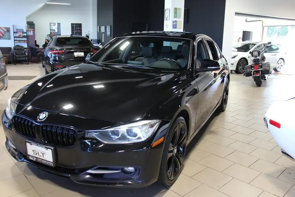 BMW 3 Series 2015 photo 2
