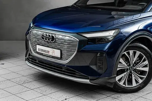 Audi Q4 E-Tron 2022 photo 2